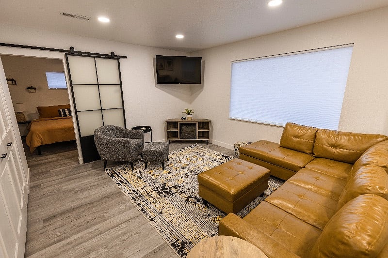 Furnished Finder property 440170_1 photo 4