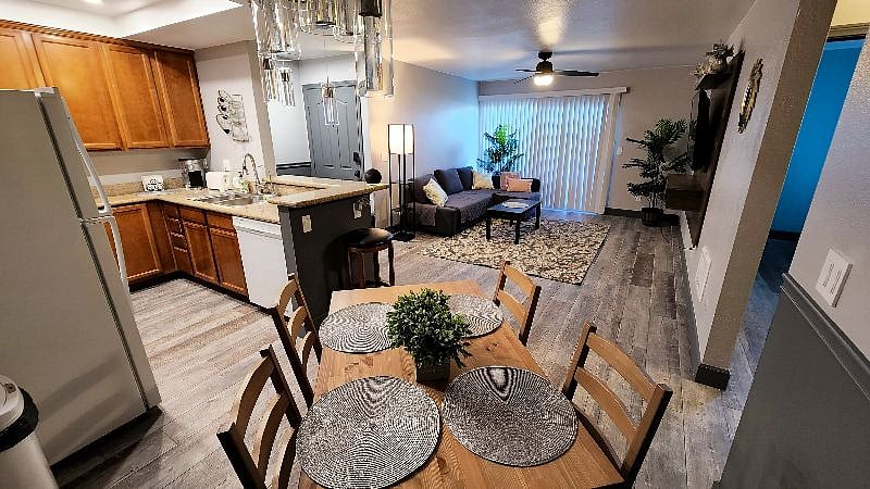 Furnished Finder property 440172_1 photo 8