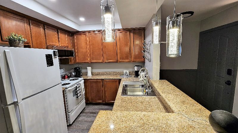 Furnished Finder property 440172_1 photo 14
