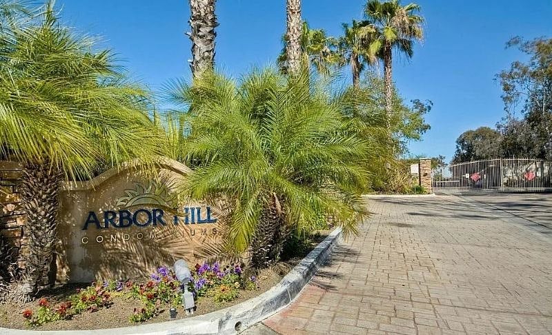 Furnished Finder property 440172_1 photo 22
