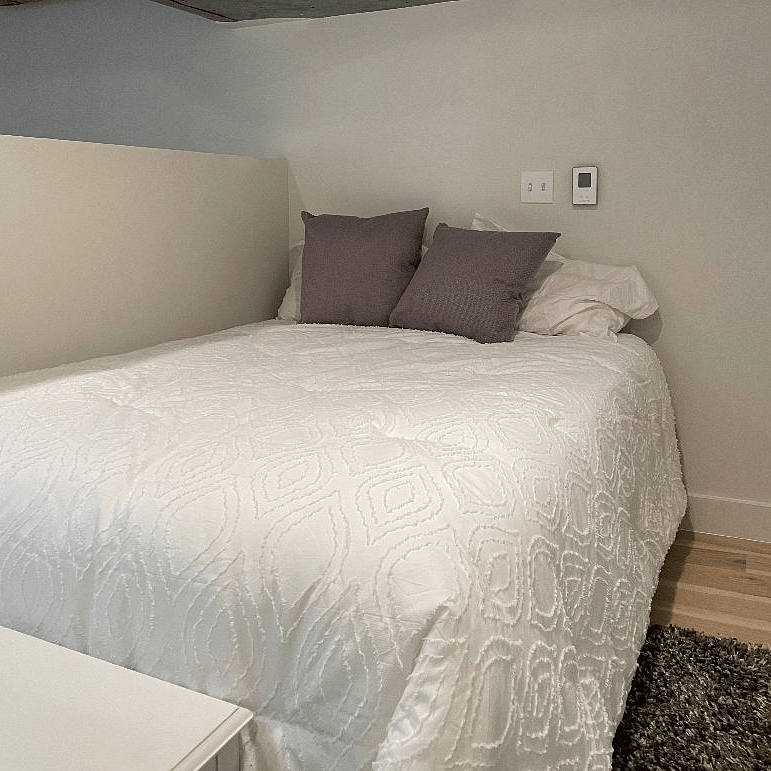 Furnished Finder property 440175_1 photo 17