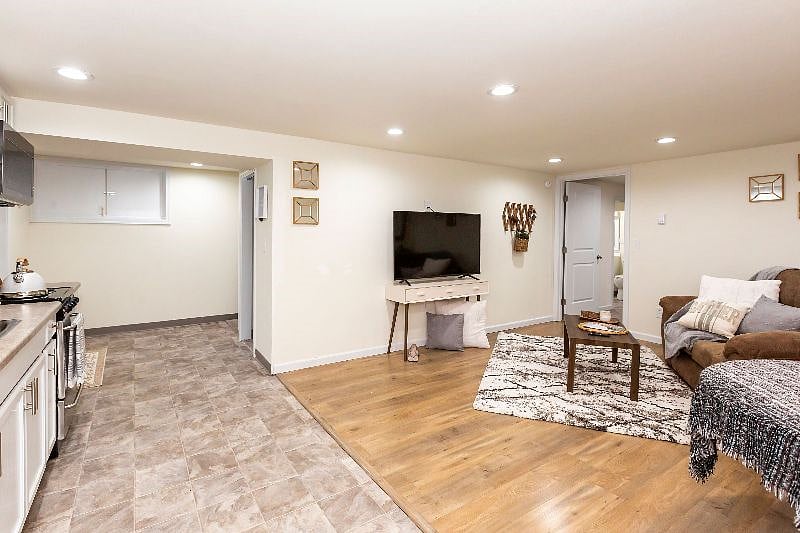 Furnished Finder property 440189_1 photo 4