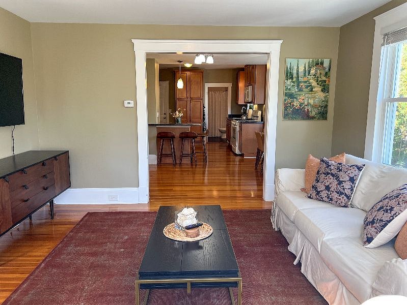 Furnished Finder property 440208_1 photo 4
