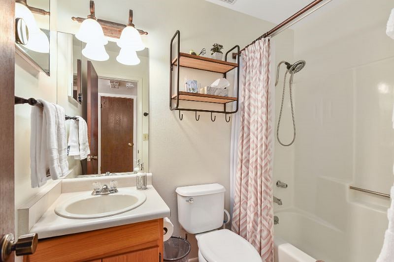 Hall Bathroom