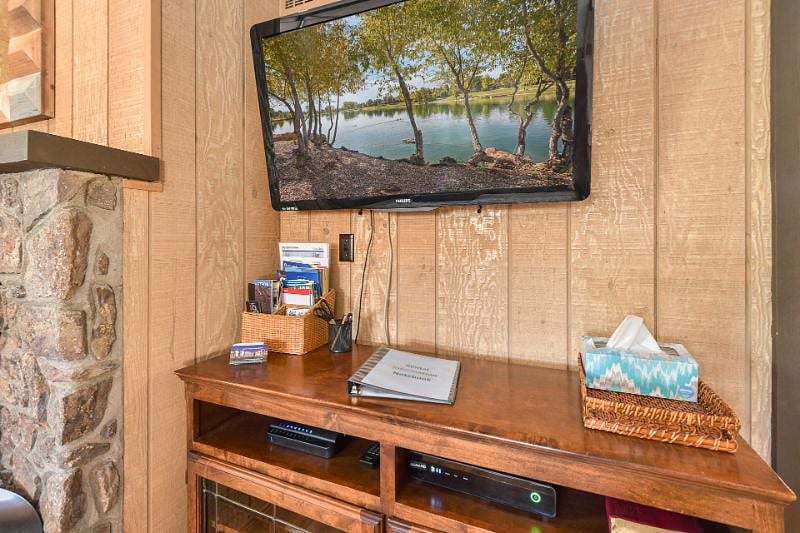 Furnished Finder property 440226_1 photo 22