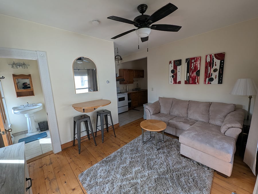 Furnished Finder property 440233_3 photo 4