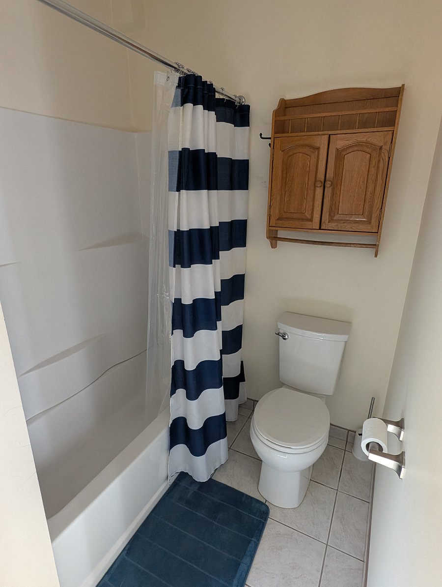 Furnished Finder property 440233_3 photo 6