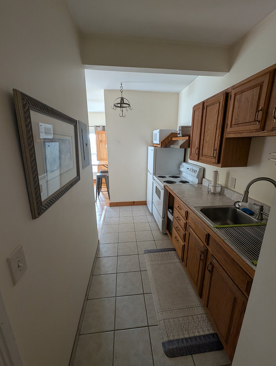 Furnished Finder property 440233_3 photo 7