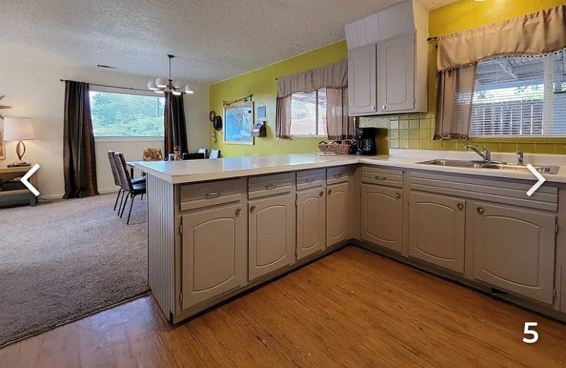 Furnished Finder property 440281_1 photo 4