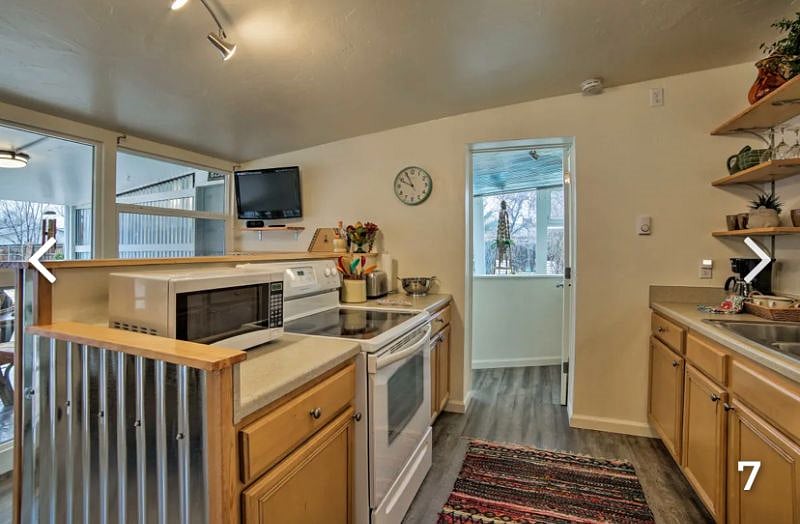 Furnished Finder property 440281_2 photo 10