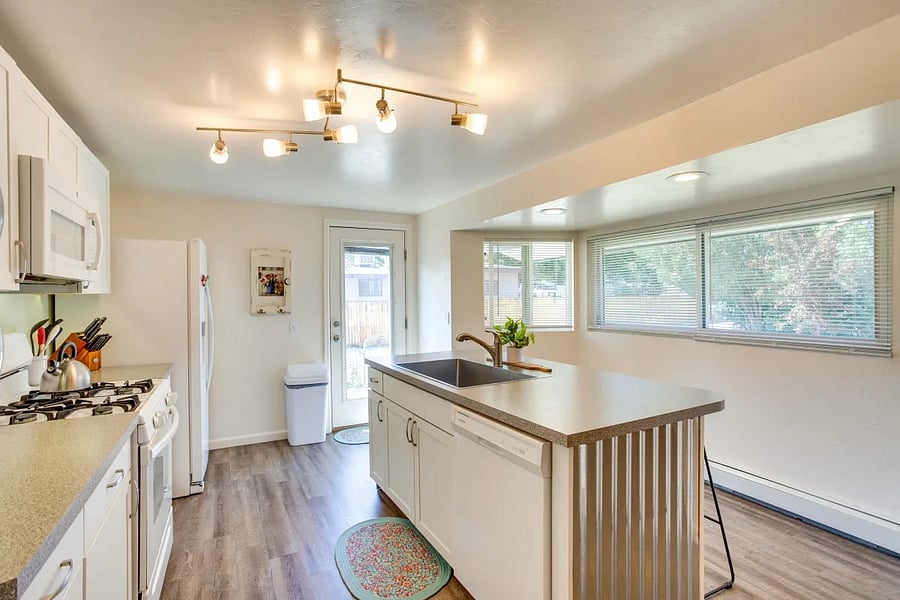Furnished Finder property 440281_3 photo 10