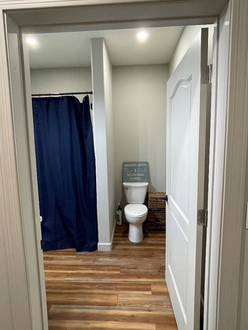 Furnished Finder property 440328_1 photo 2