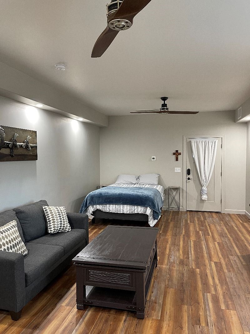 Furnished Finder property 440328_1 photo 3