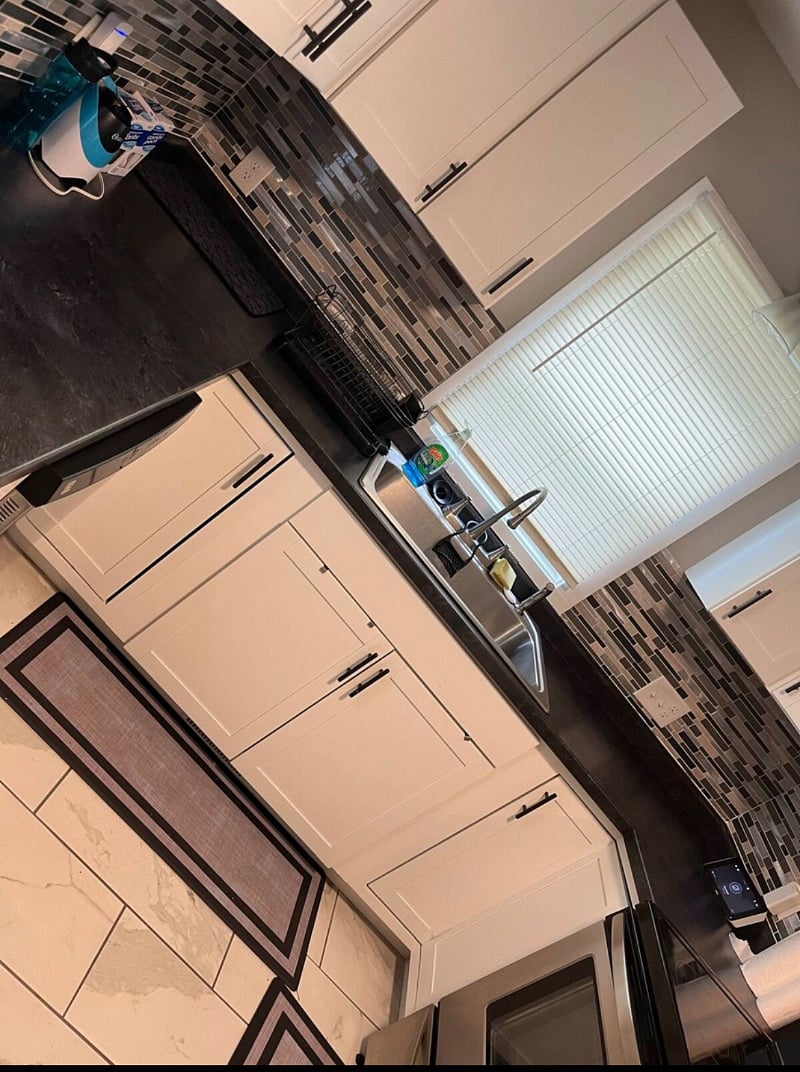 Furnished Finder property 440339_1 photo 8