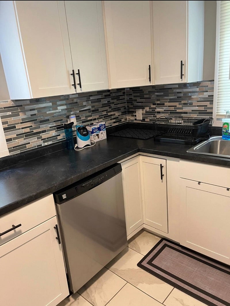 Furnished Finder property 440339_1 photo 7