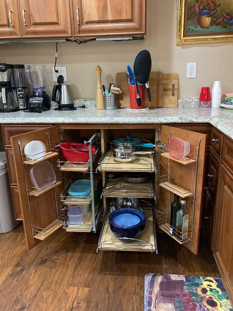 Fully stocked kitchen