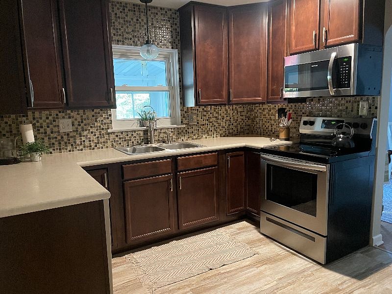 Furnished Finder property 440397_1 photo 9
