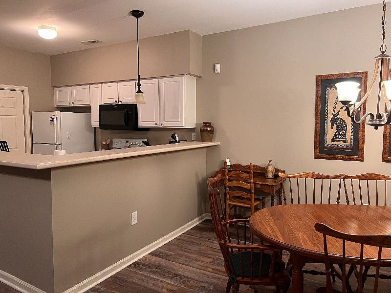 Furnished Finder property 440525_1 photo 3