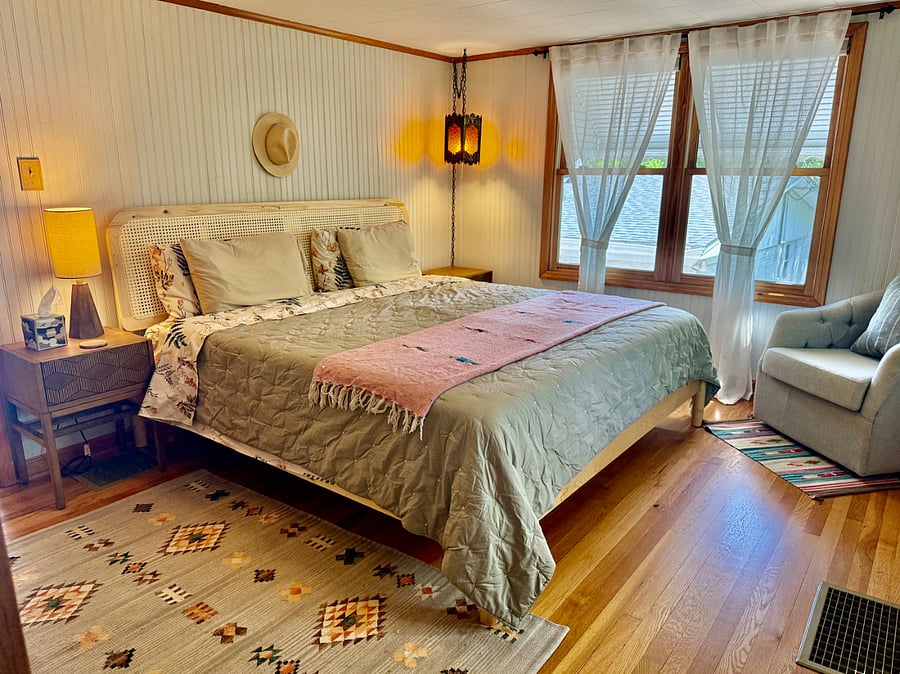 King Bed