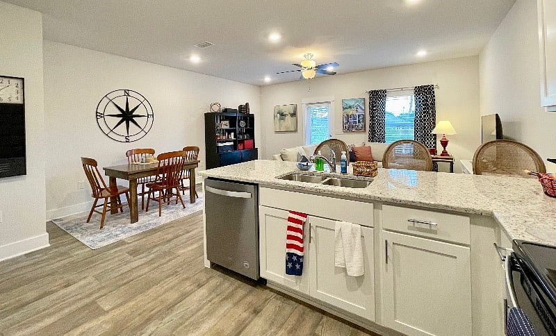 Furnished Finder property 440649_1 photo 8