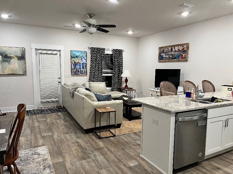 Furnished Finder property 440649_1 photo 4
