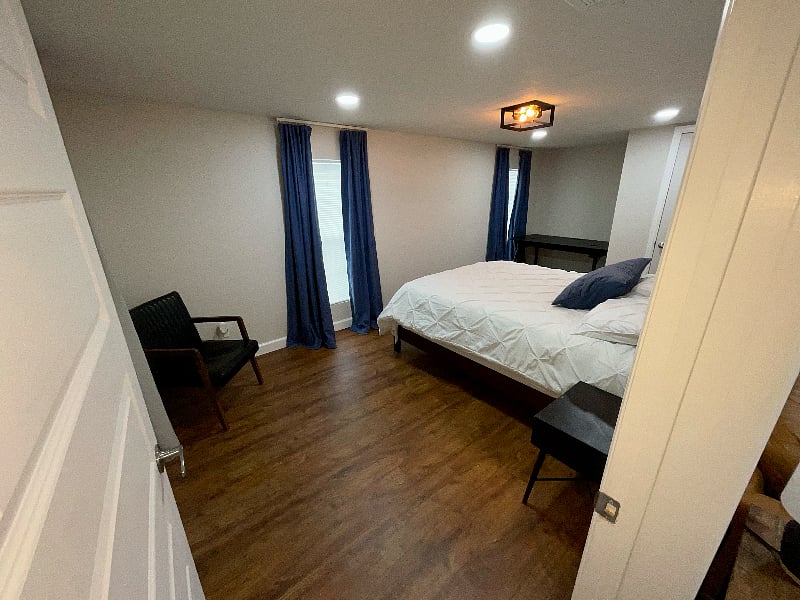 Furnished Finder property 440650_1 photo 3