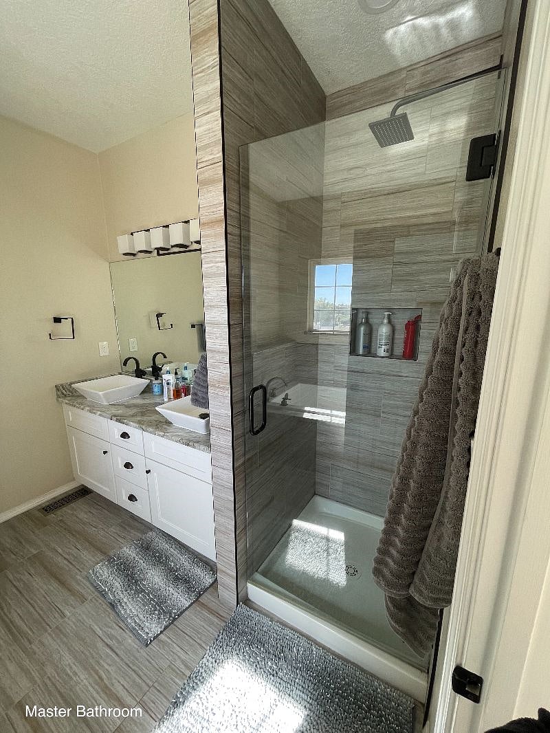 Furnished Finder property 440673_1 photo 17