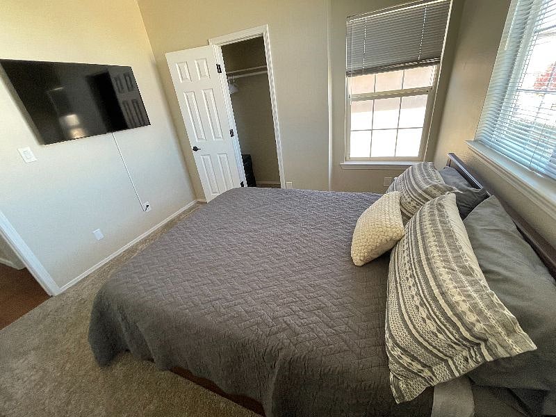 Furnished Finder property 440673_1 photo 23