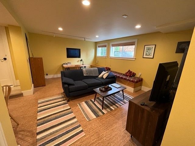 Furnished Finder property 440679_1 photo 9