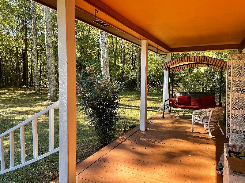 Back Porch- Absolutely amazing area to relax