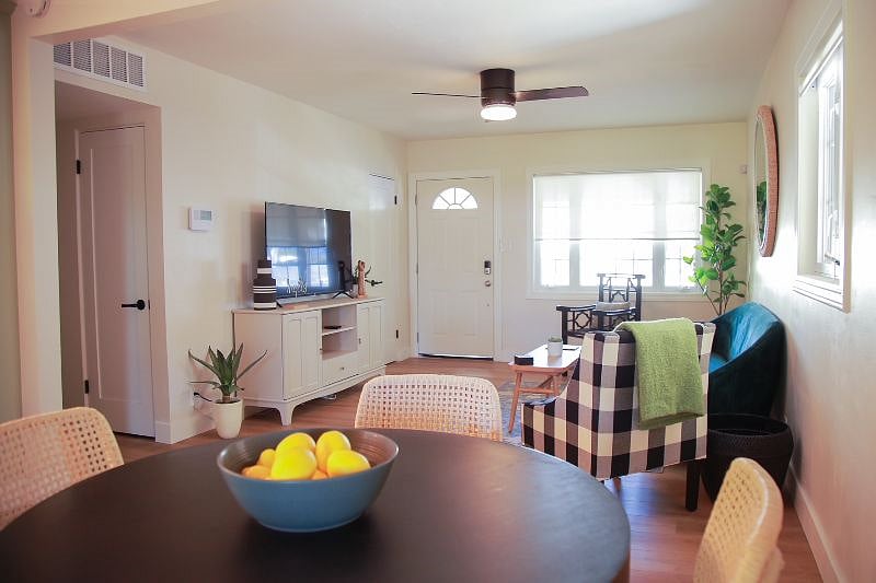 Furnished Finder property 440685_1 photo 9
