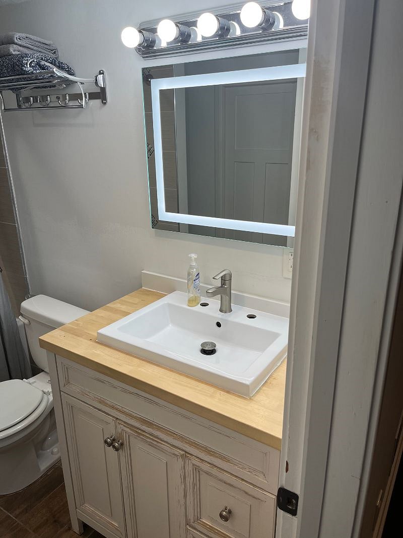 Furnished Finder property 440687_1 photo 8