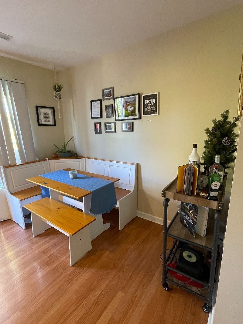 Furnished Finder property 440692_1 photo 3