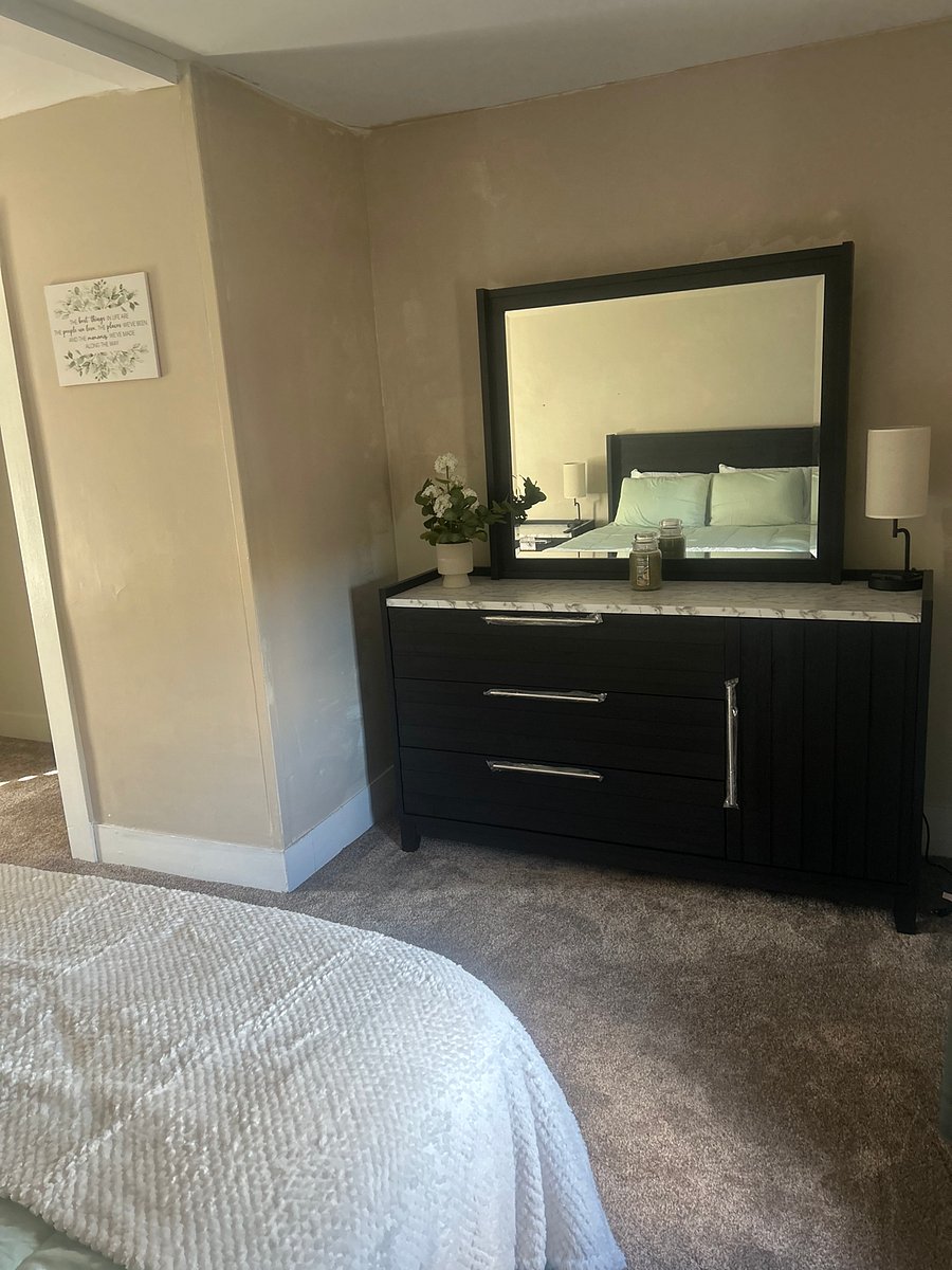 Furnished Finder property 440709_2 photo 3