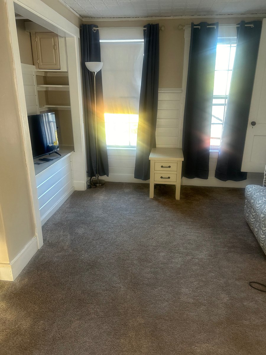 Furnished Finder property 440709_2 photo 4