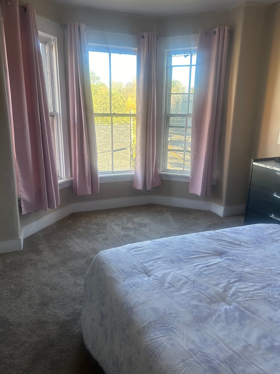 Furnished Finder property 440709_2 photo 6