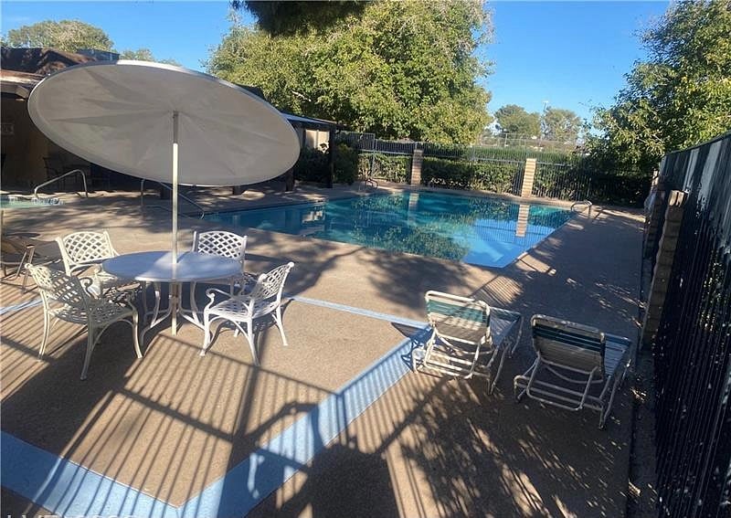 Furnished Finder property 440726_1 photo 19