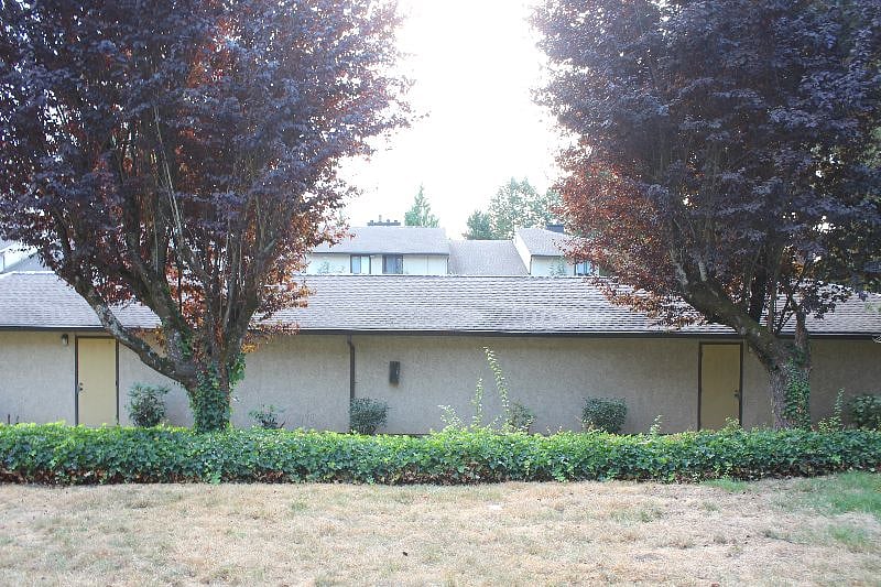 Furnished Finder property 440734_1 photo 16