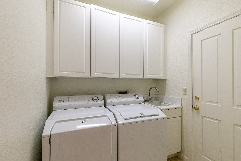 Furnished Finder property 440737_1 photo 42