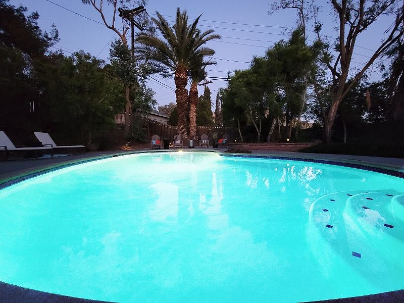 Furnished Finder property 440742_1 photo 5