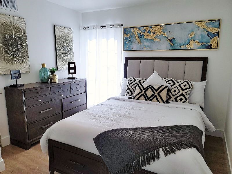 Furnished Finder property 440742_1 photo 9