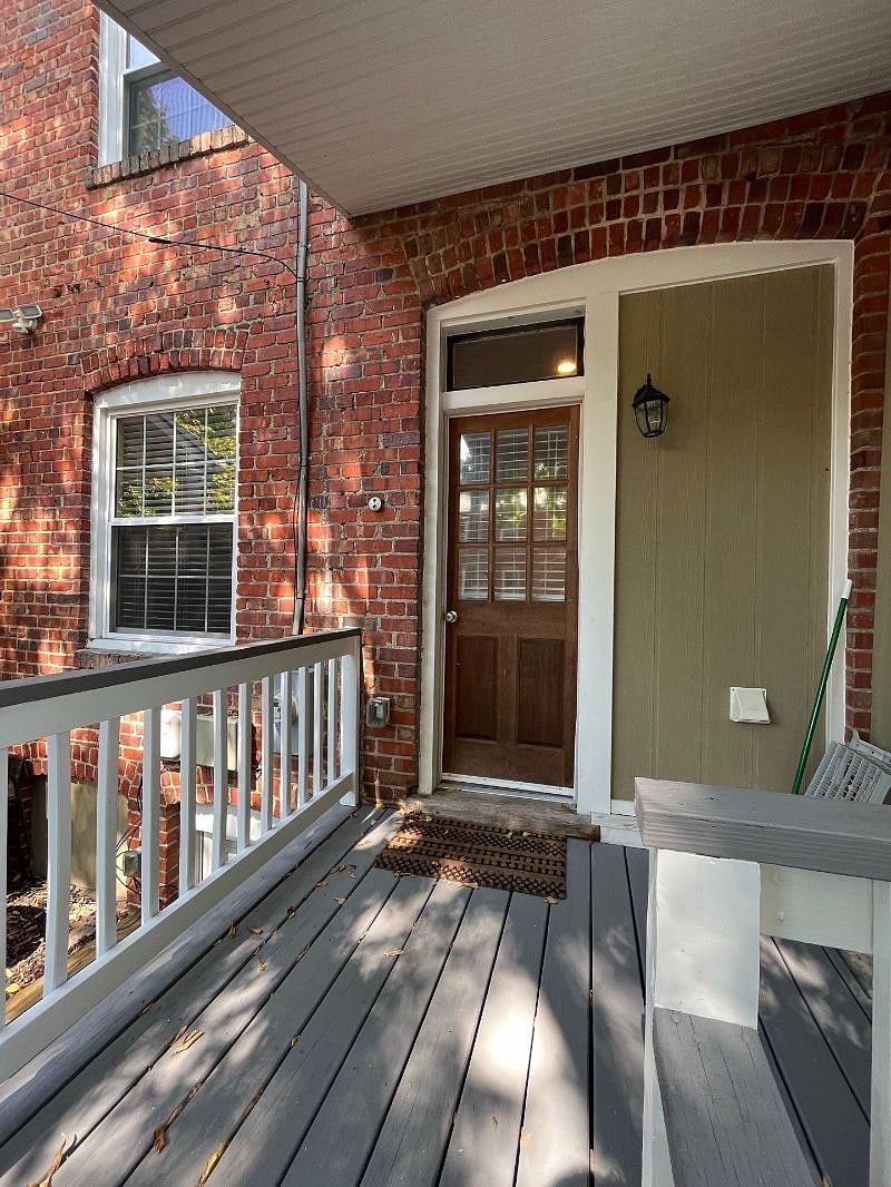 Furnished Finder property 440747_1 photo 3