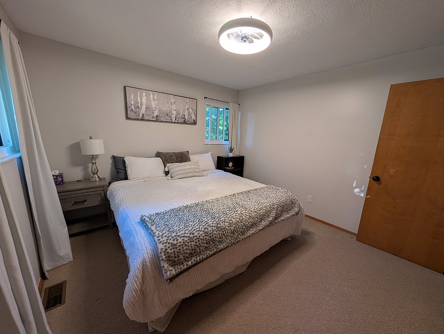 Furnished Finder property 440753_1 photo 24