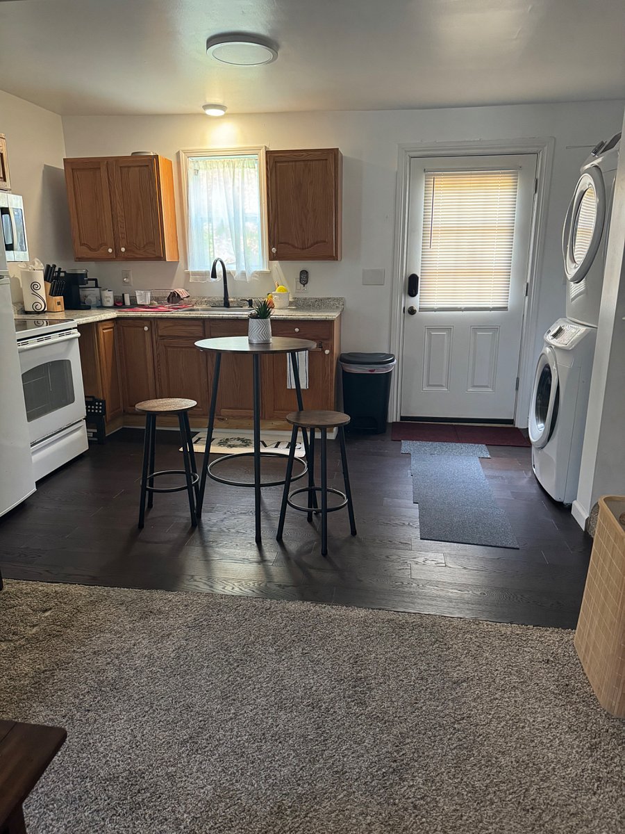 Furnished Finder property 440804_1 photo 6