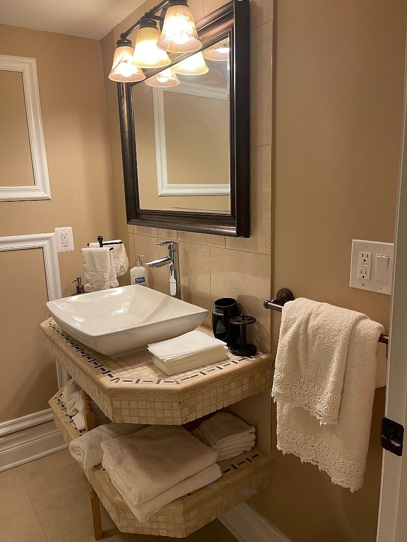 Furnished Finder property 440836_1 photo 4