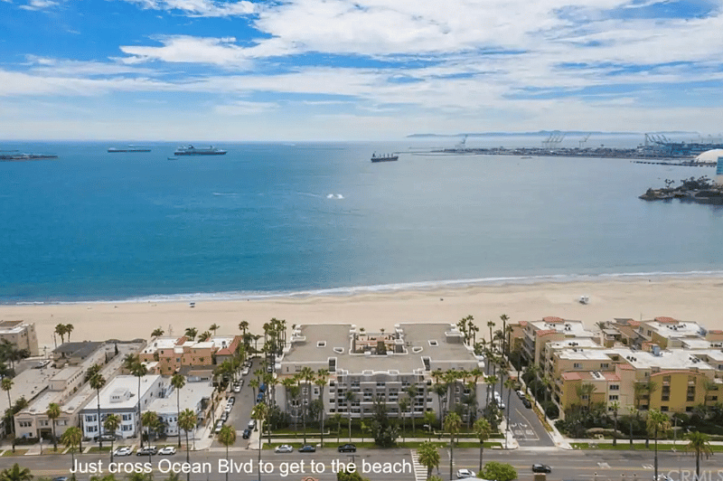 Cross Ocean Blvd and you're at the beach.