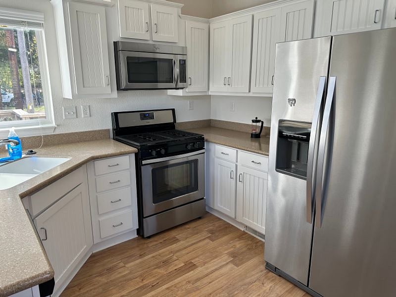 Furnished Finder property 440851_1 photo 8