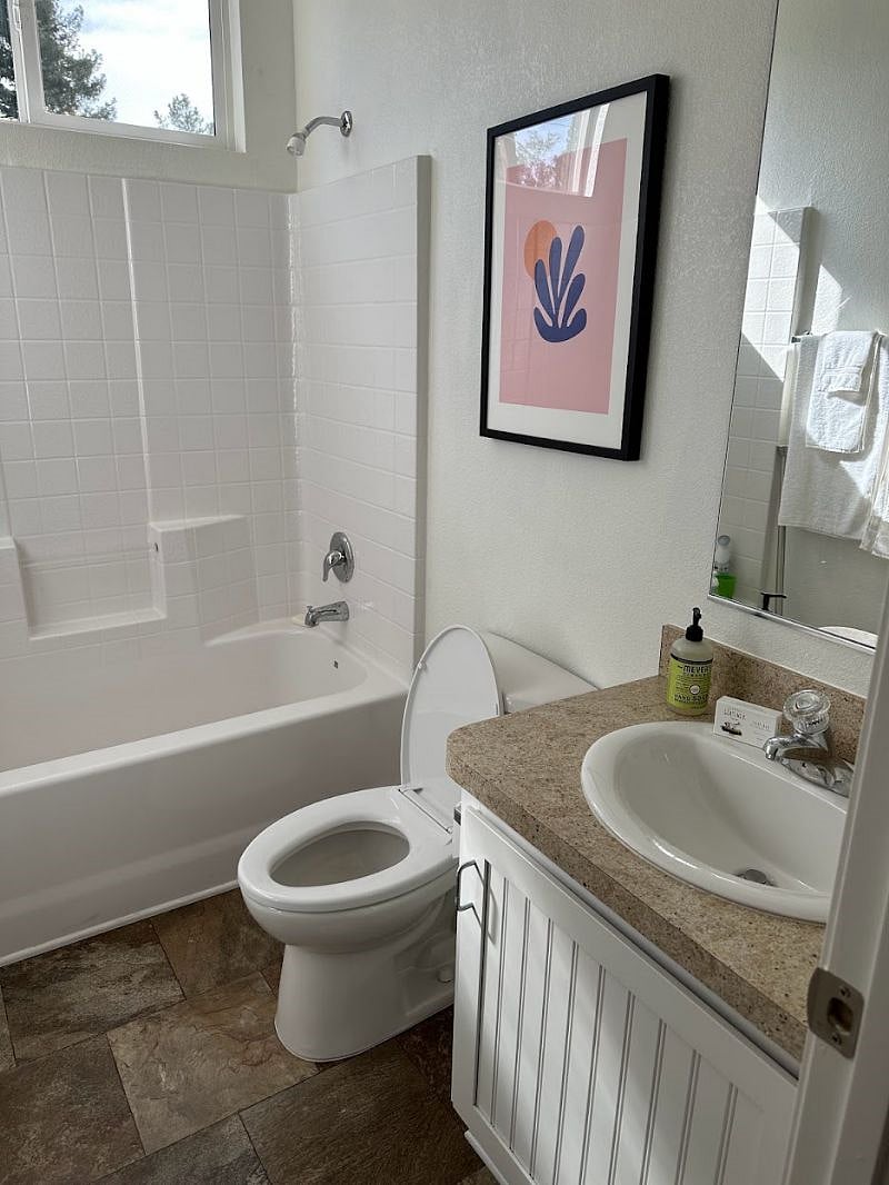 Furnished Finder property 440851_1 photo 15