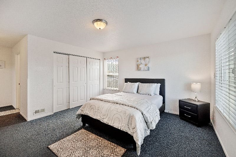 Furnished Finder property 440854_1 photo 14