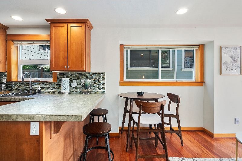 Furnished Finder property 440871_1 photo 20